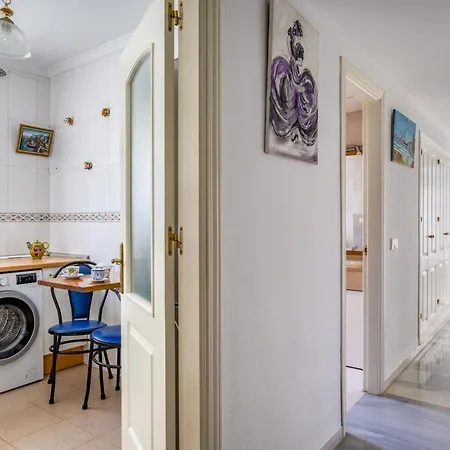 Nidos By Interhome Appartamento Torremolinos